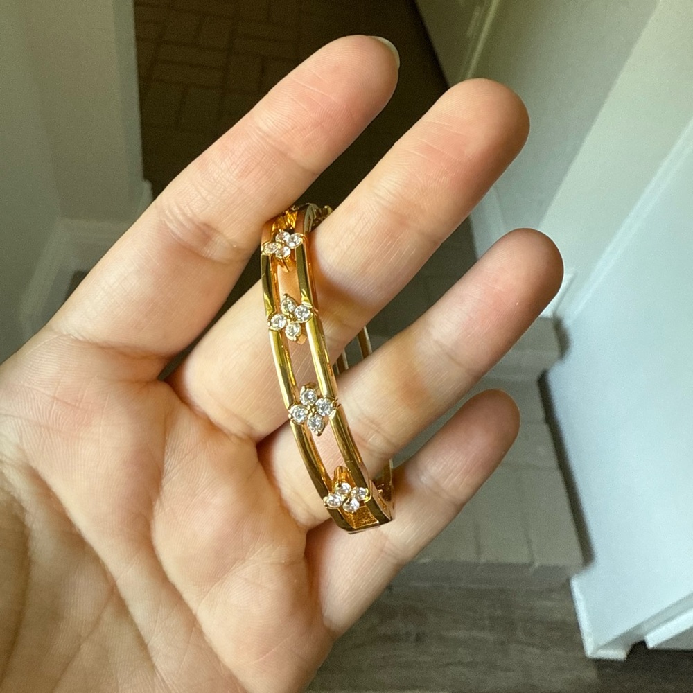 Eye Candy Gold Bracelet with Crystal Details